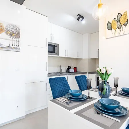 - Balcony - Brand New - Sunny Apartman Budapest