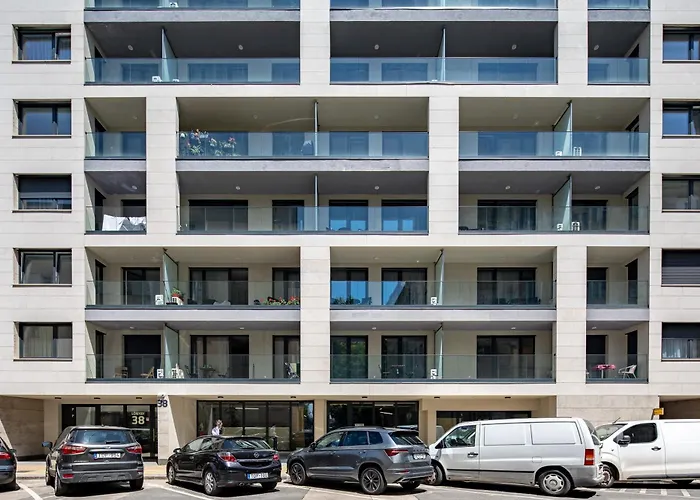 Apartment - Balcony - Brand New - Sunny *