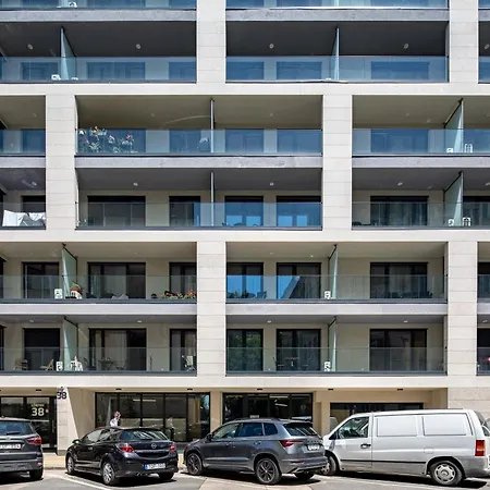 Appartement - Balcony - Brand New - Sunny *