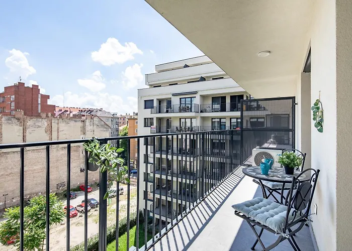 Appartement - Balcony - Brand New - Sunny *