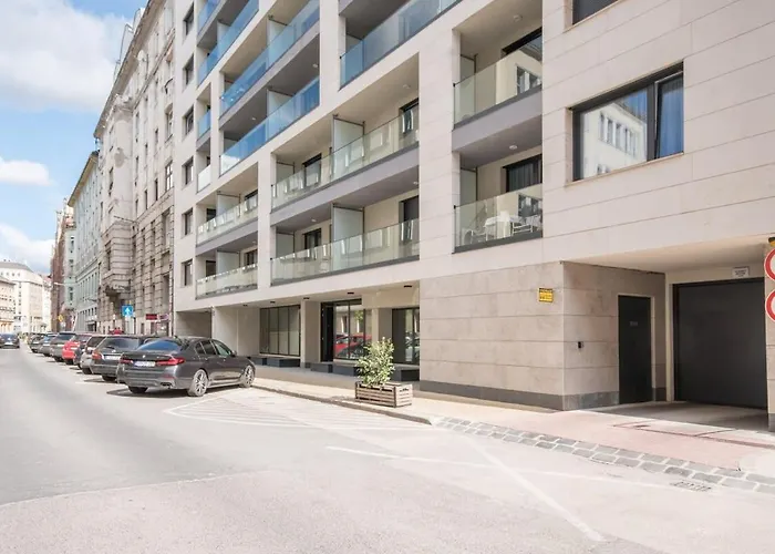 - Balcony - Brand New - Sunny Appartement *