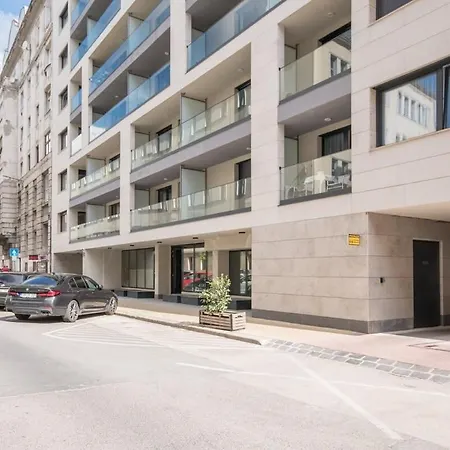 - Balcony - Brand New - Sunny Appartement *